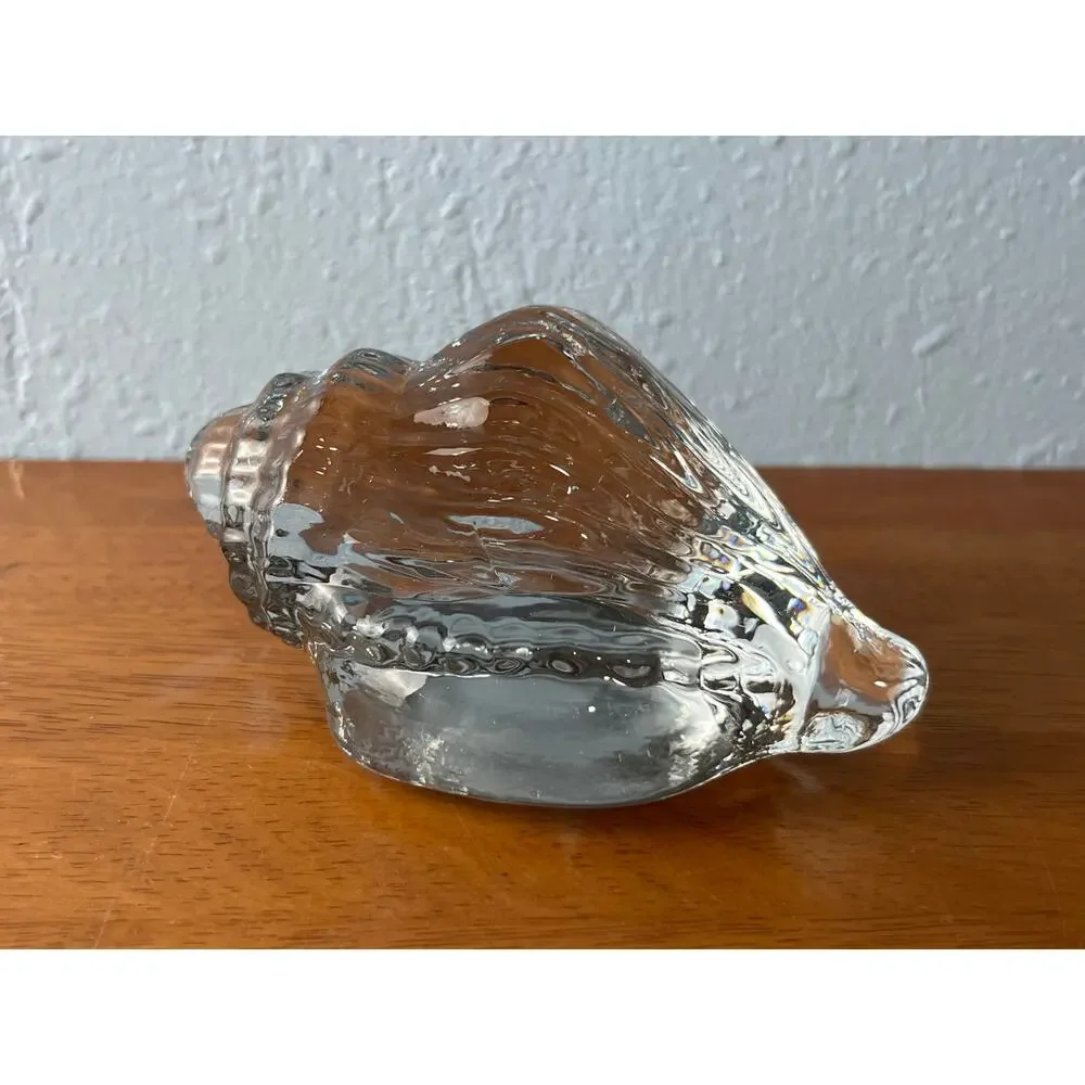 VTG Hand Blown Art Glass Conch Shell Paperweight Seashell
